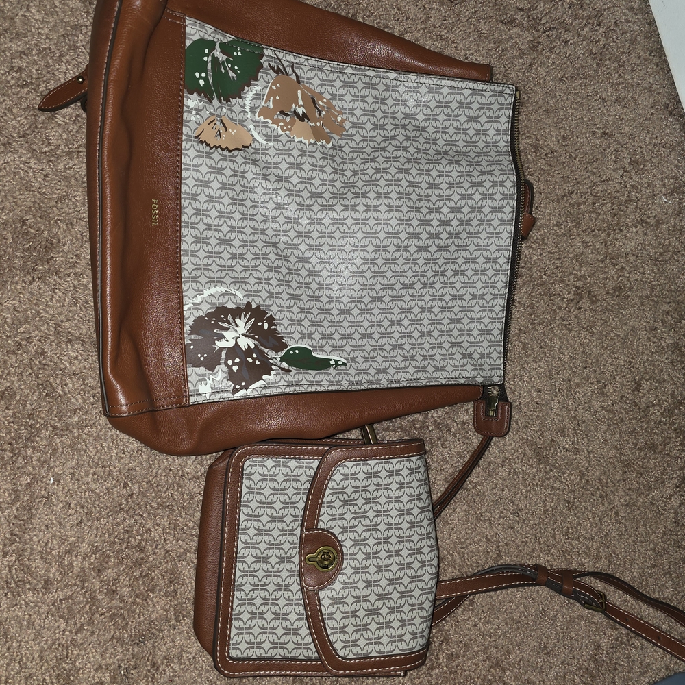 Coach Brown and Cream Shoulder Bag with Elegant Design
